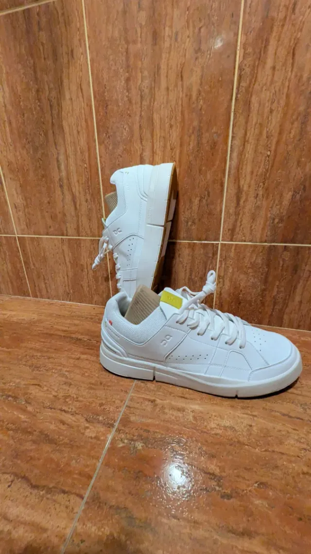 On Cloud, On Roger Blancas Talla 47.5.