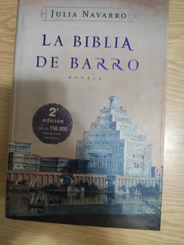 La Biblia de barro (Éxitos) (Spanish Edition)