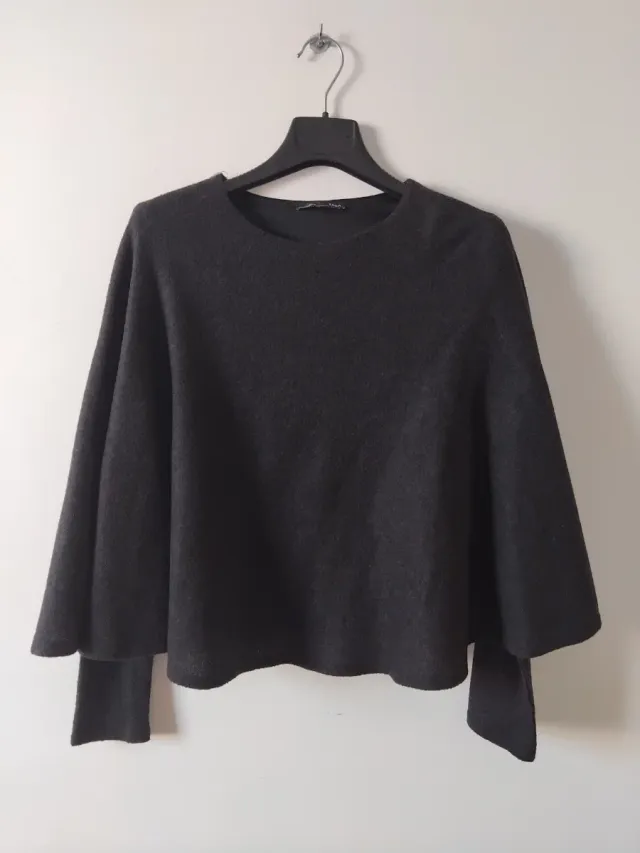 Zara Poncho Grigio Manica a Campana
