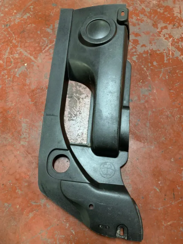 Tapa superior derecha Citroen Xsara