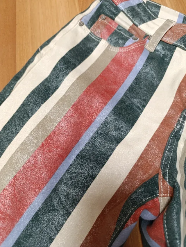 Pantalón brillante rayas M