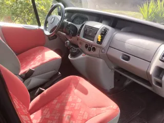 Opel vivaro life camper cama mesa