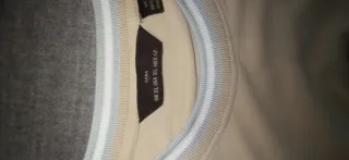 Camiseta Zara Hombre Beige y Blanca