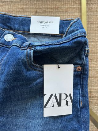 Pantalón vaquero niño Zara nuevo Talla 14.
