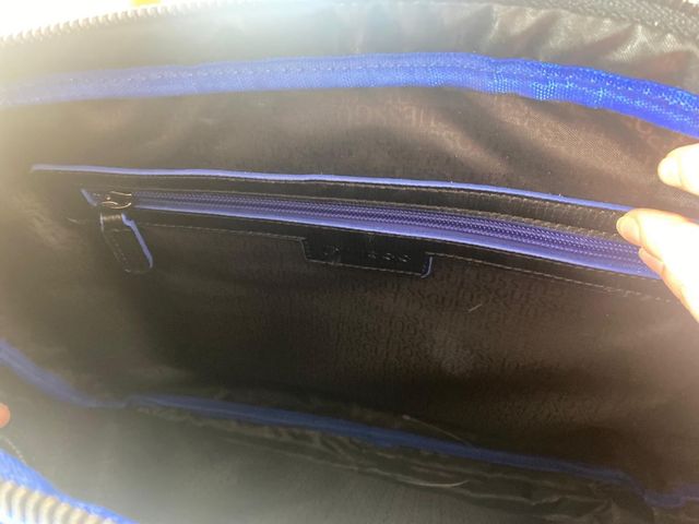 Maletín Guess Negro Correa Ajustable