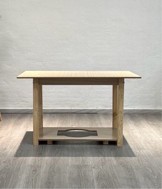 Mesa de centro con tapa de cristal