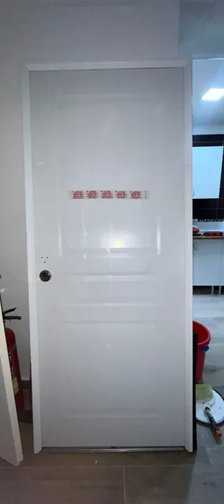 Puerta de entrada hierro apertura derecha