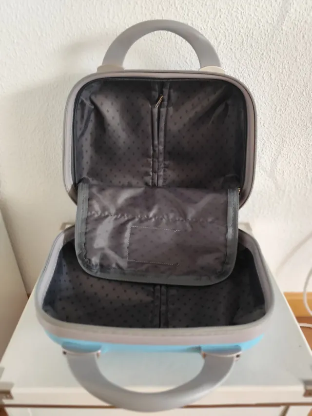 Neceser rígido azul