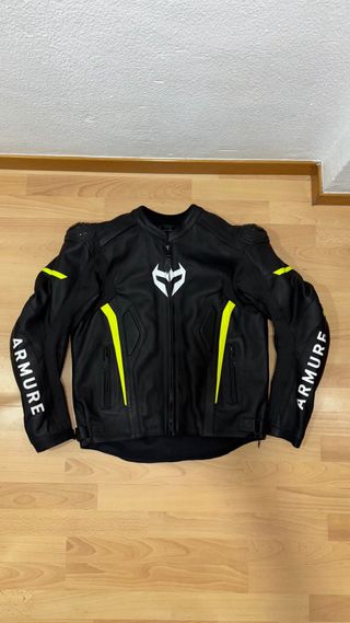 A ESTRENAR CHAQUETA MOTO ARMURE