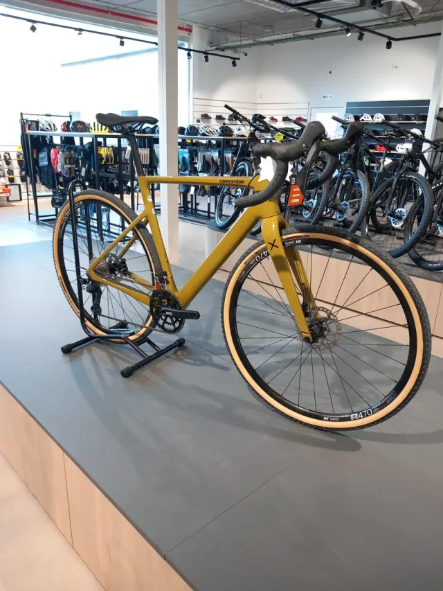 Cannondale SuperSix EVO SE2 54