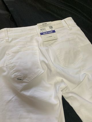 Vaqueros Salsa Blancos