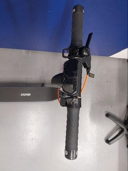 Patinete eléctrico Ninebot hasta 25 km, E2+ V2