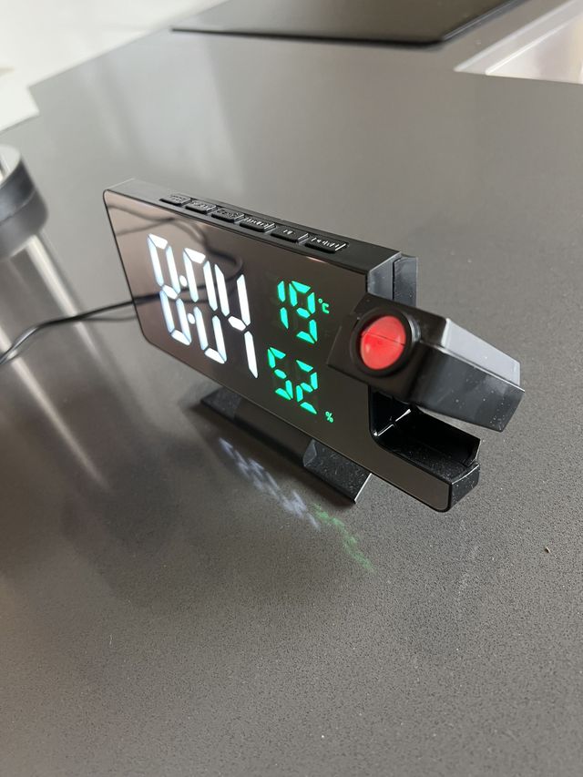 Reloj Despertador Digital LED Proyector de Techo