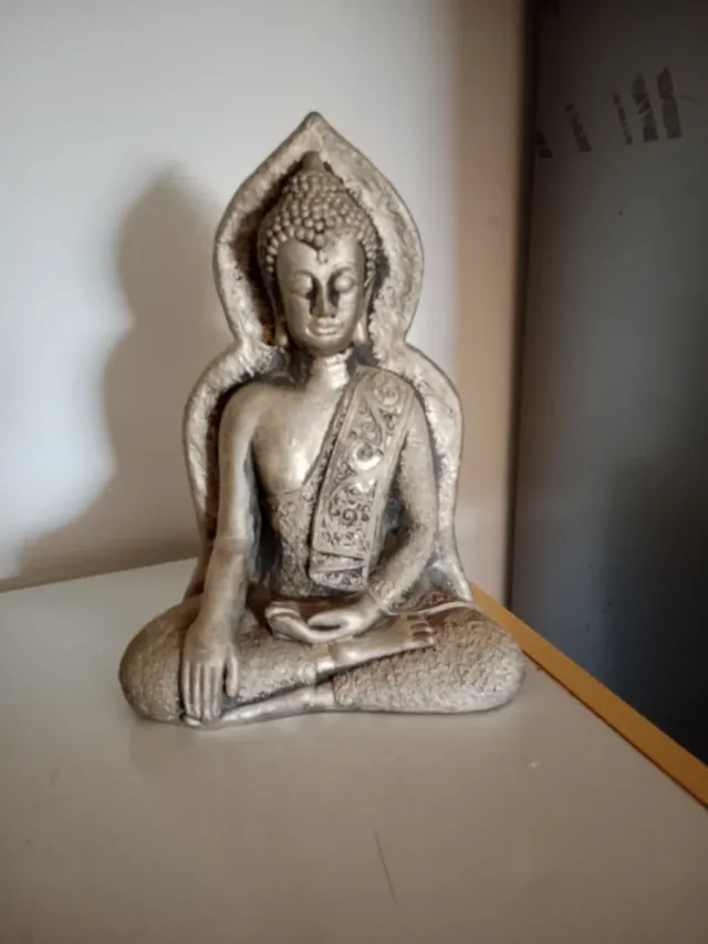 Figura Buda Sentado Plata