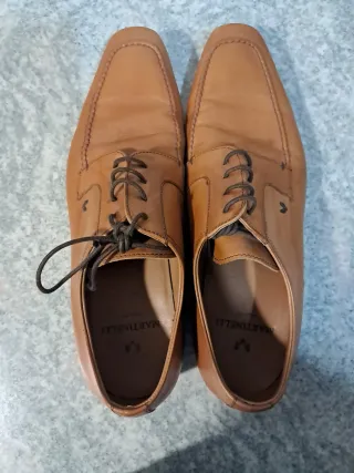 Zapatos de vestir de piel marrón