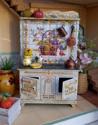 Miniatura cucina metallo e ceramica