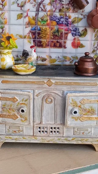 Miniatura cucina metallo e ceramica