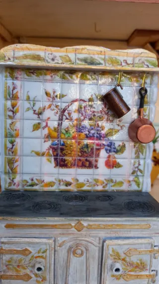 Miniatura cucina metallo e ceramica