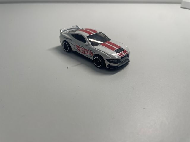 Set di 7 Hot Wheels Prezzo variabile