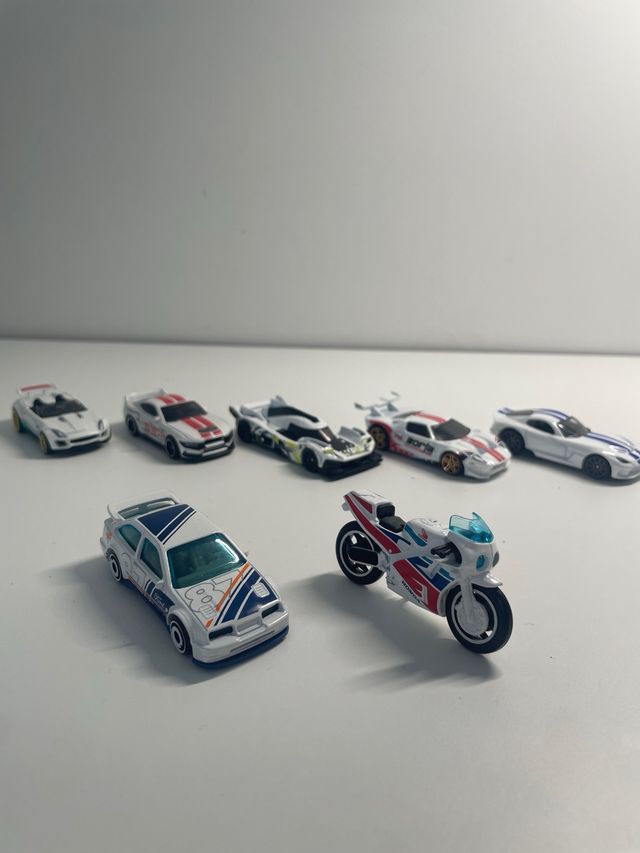 Set di 7 Hot Wheels Prezzo variabile