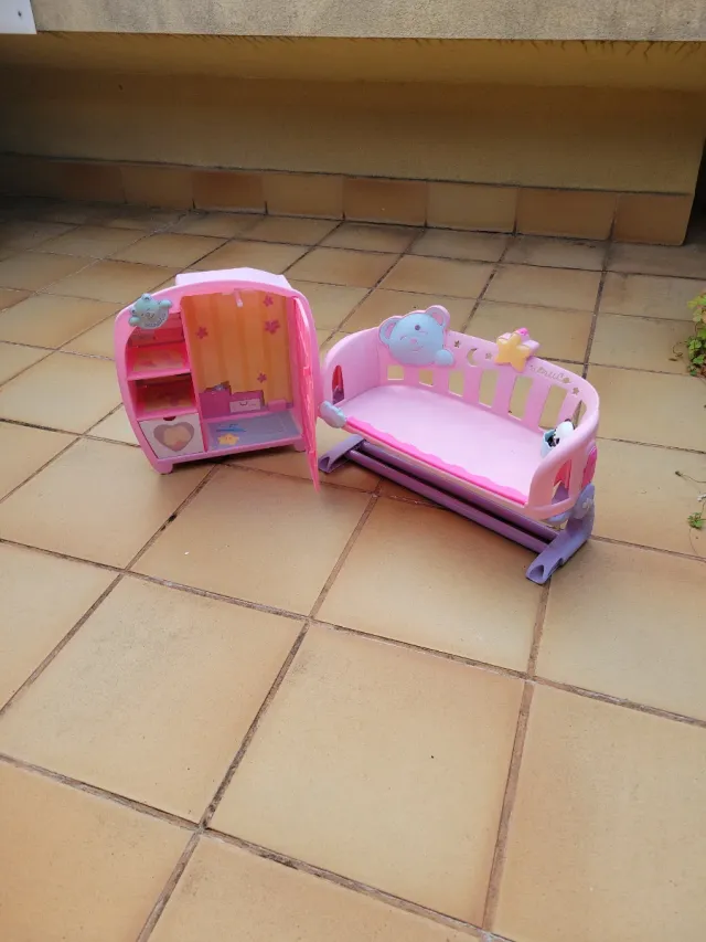 Cuna y armario musical Nenuco