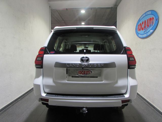 Toyota Land Cruiser 2,8 D4.D GX KDJ-150