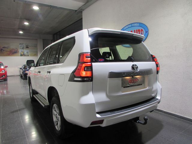 Toyota Land Cruiser 2,8 D4.D GX KDJ-150