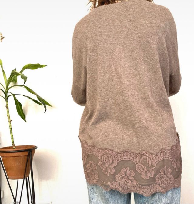 Jersey manga larga con encaje