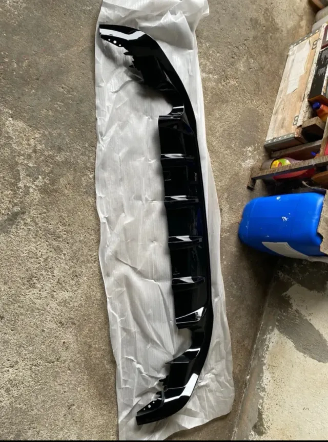 Difusor maxton  para VW Golf 7.5 03/2017