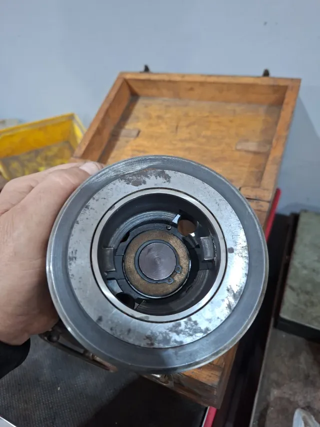 Cono ISO 40 Fresadora Sin Uso