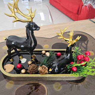 Centro tavola natalizio cervi neri e oro