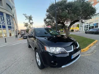 Mitsubishi Outlander 2008