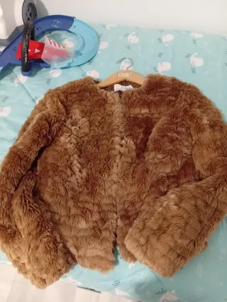Chaquetón de pelo marrón lft