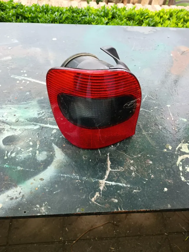 Piloto trasero Citroen Xara Ranchera