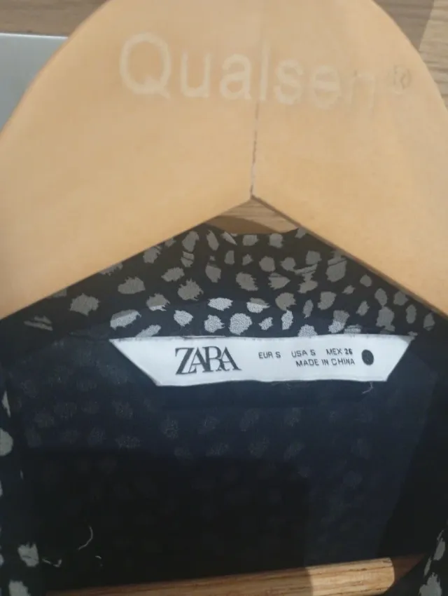 Vestido camisero Zara con cinturón