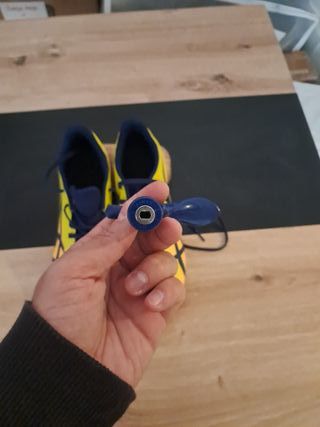 Zapatillas Atletismo de clavos Asics Talla 42