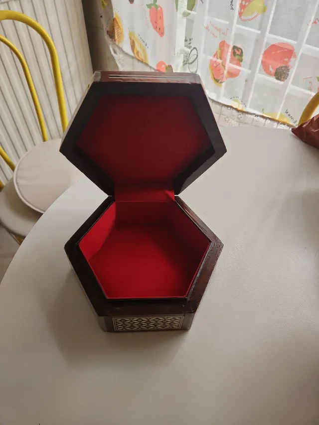 Joyero Hexagonal Oriente Medio Nácar