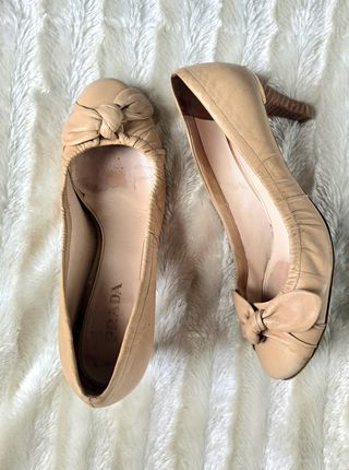 Tacones Prada color nude T. 38