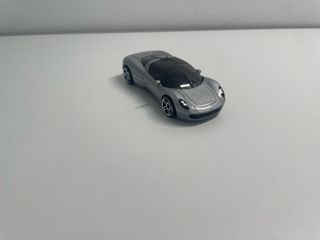 Auto Hot Wheels 2 Silver. Prezzo variabile