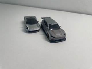 Auto Hot Wheels 2 Silver. Prezzo variabile