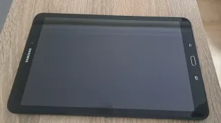 Tablet Samsung A6 gris en perfecto estado 