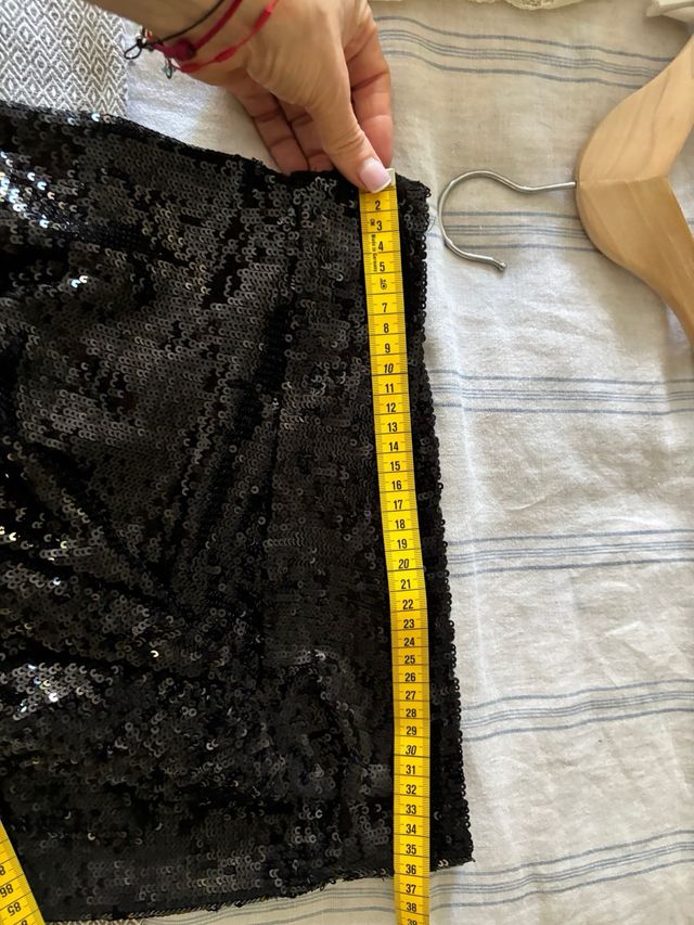 Falda Zara Lentejuelas Negra