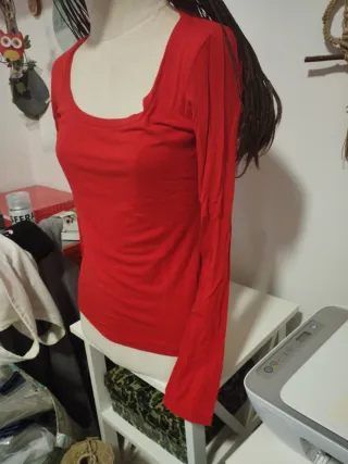 Maglia donna manica lunga scollo ovale