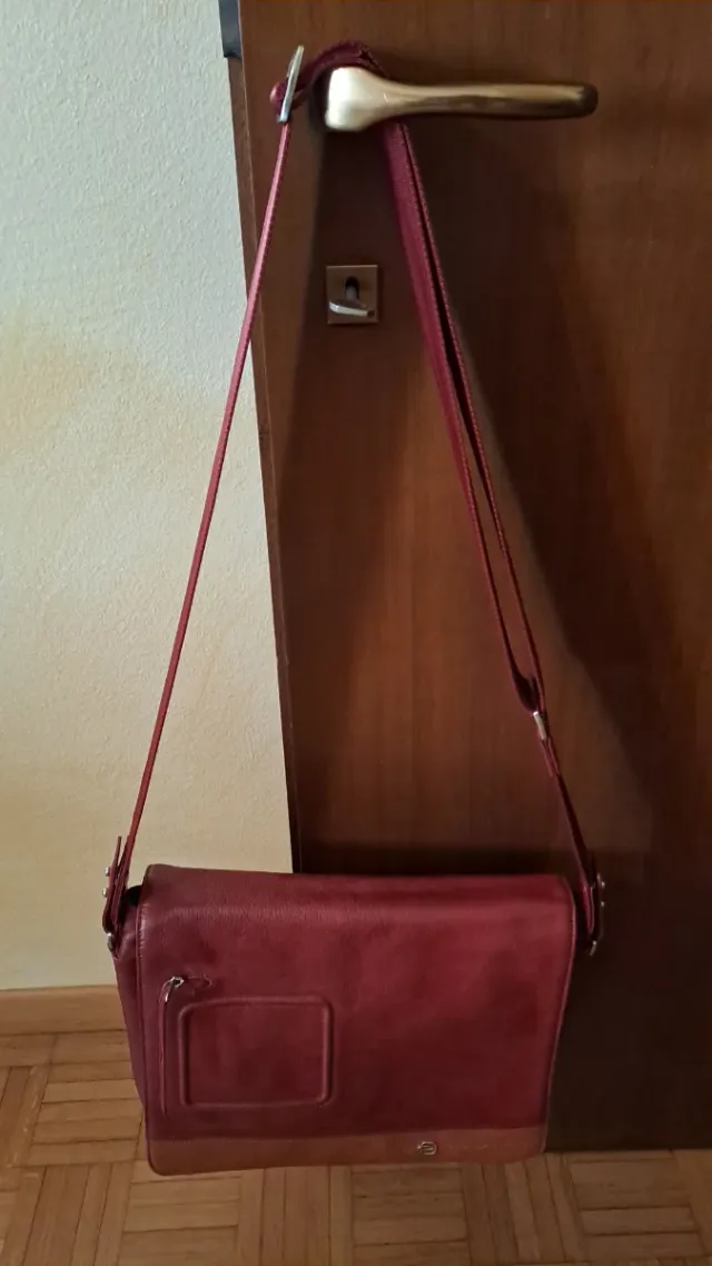 Borsa Piquadro Pelle Rossa e Marrone
