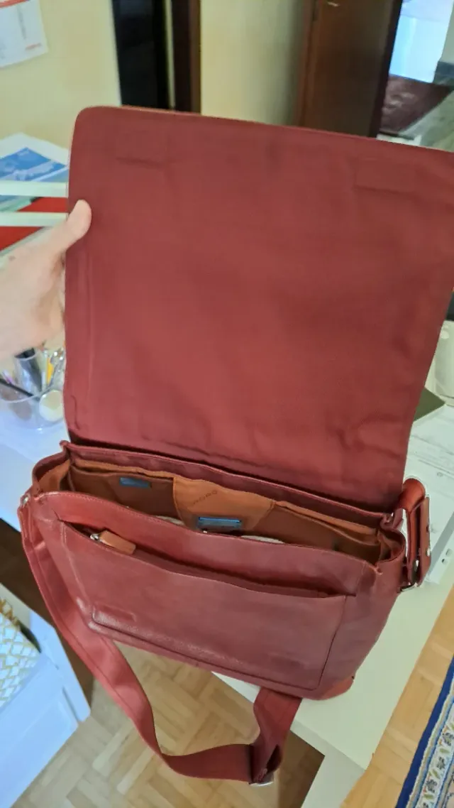 Borsa Piquadro Pelle Rossa e Marrone