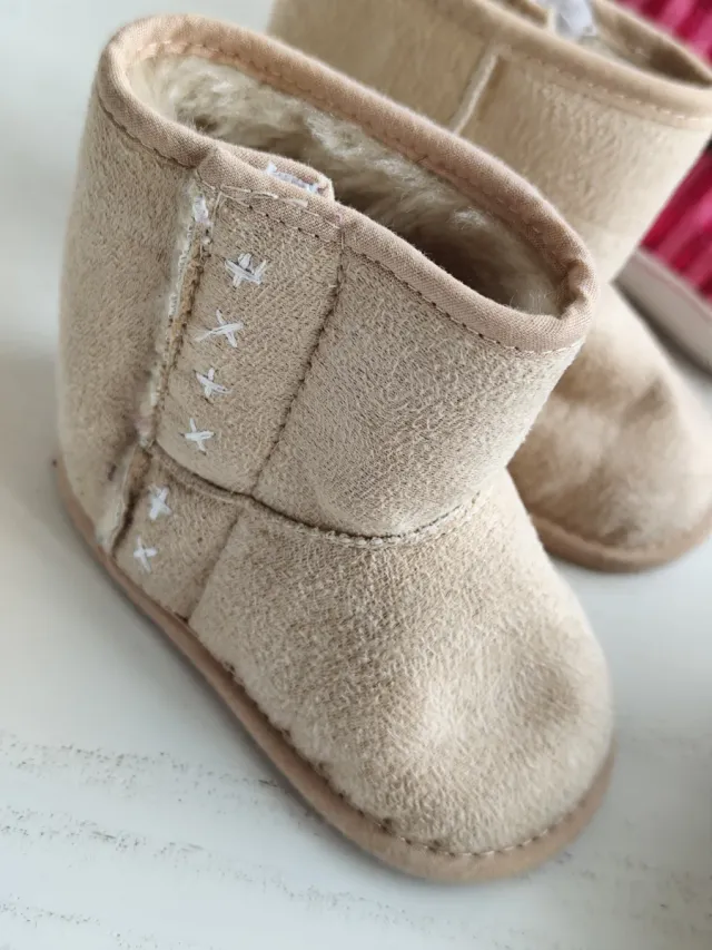 Set di stivali e scarpe per bambini