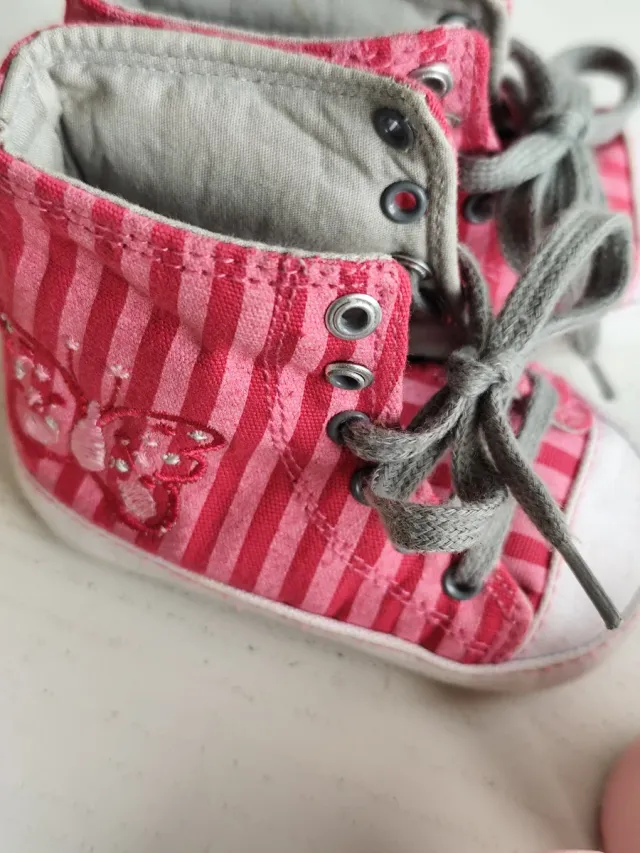 Set di stivali e scarpe per bambini