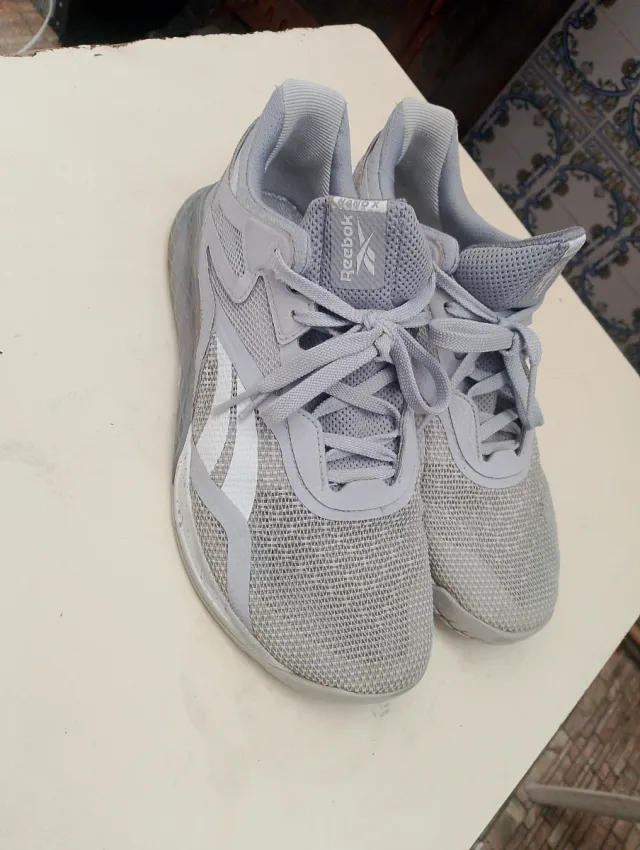 Sapatilhas Reebok Masculino Tamanho 41 Cinzento/Branco