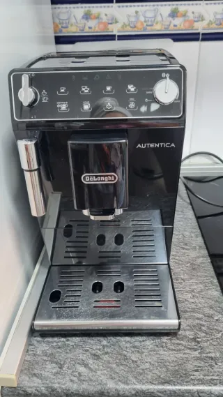 Cafetera DeLonghi Autentica