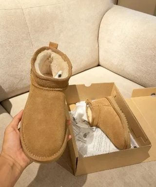 Botas UGG Mini Marrón Claro Nuevas